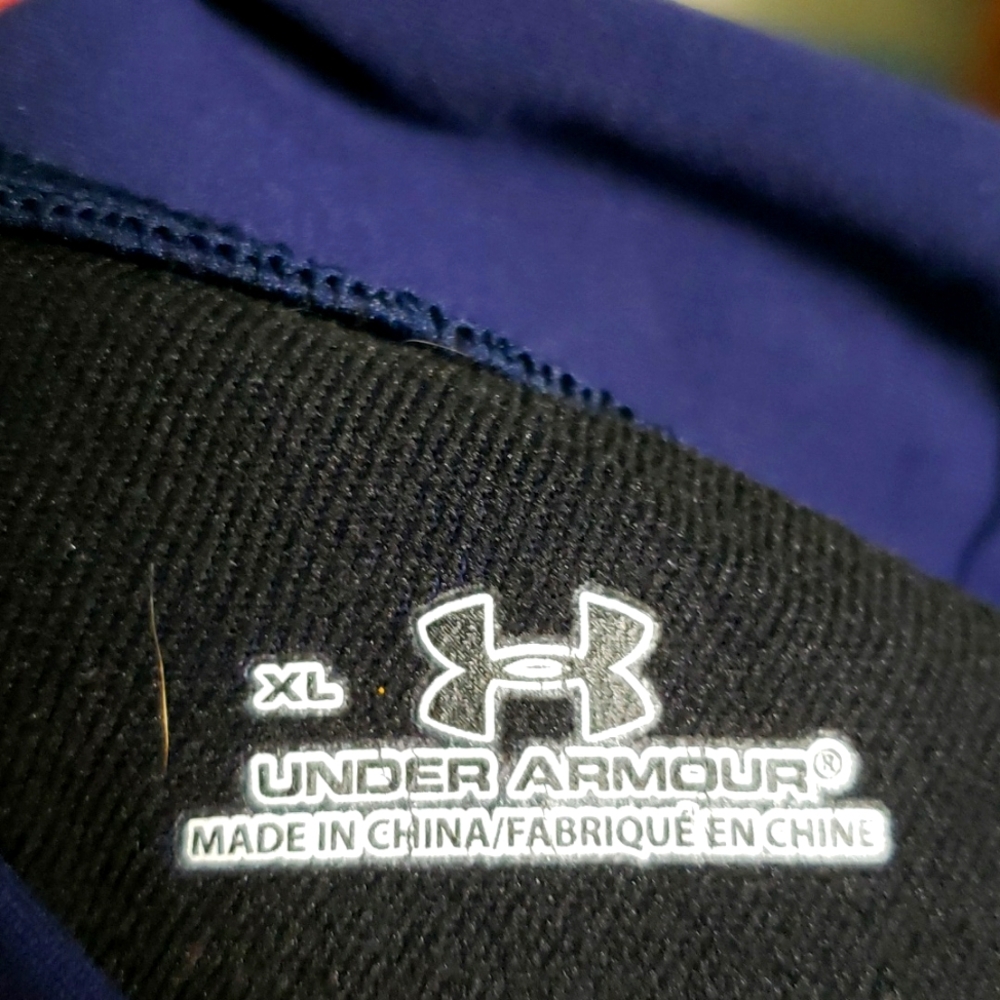 Men's Used XL Under Armour Maize and Blue Base Layer Long Sleeve Shirt